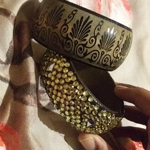 Multiple Style Bracelets - Picture 3 of 3